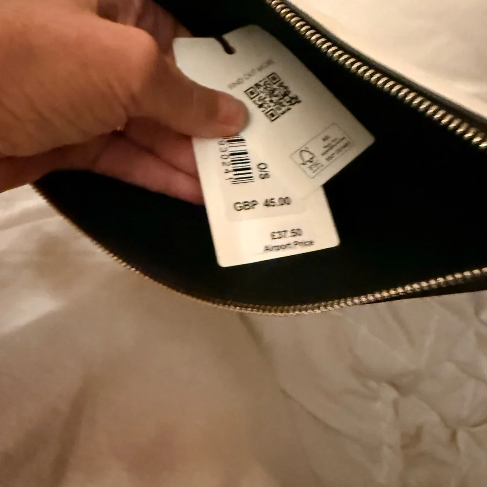 Ted Baker wristlet pouch NWT - Picture 5 of 10